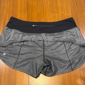 lululemon athletica 4 in shorts